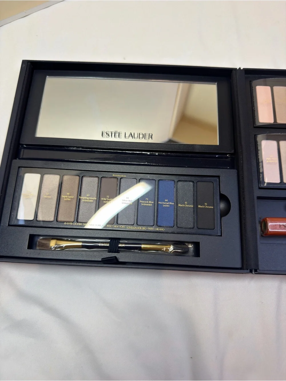Estee Lauder Eyeshadow Sets in Neutral, Pink & Blue Shades